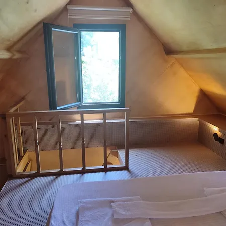 Hotel Farmside *