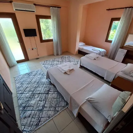 Hotel Farmside *